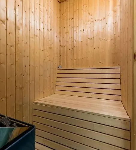 I - 4 Soverom, 2 Stuer Og 2 Bad Oppdal